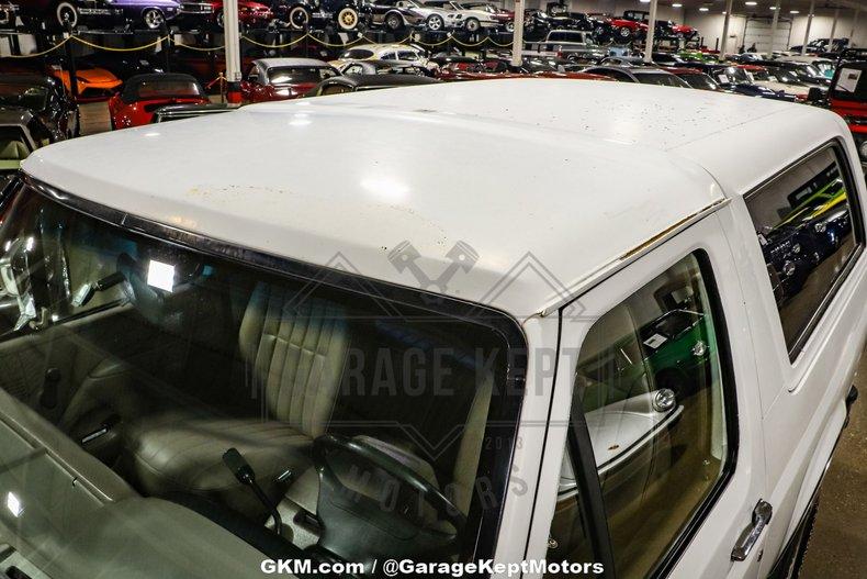 1994 Ford Bronco 29