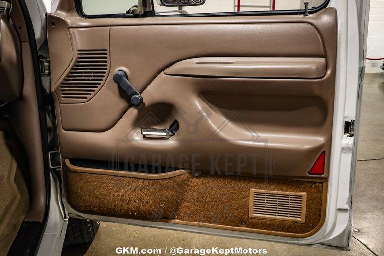 1994 Ford Bronco 58