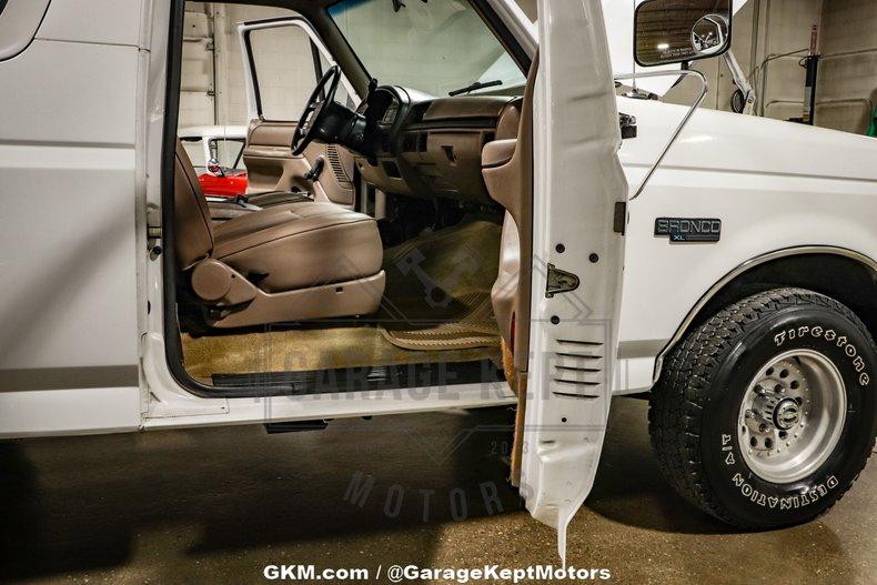 1994 Ford Bronco 59