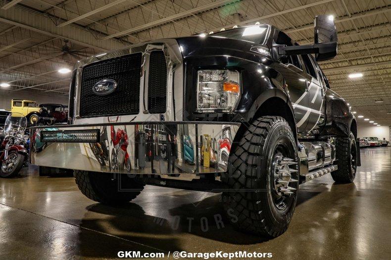 2016 Ford F650 Super Duty 208