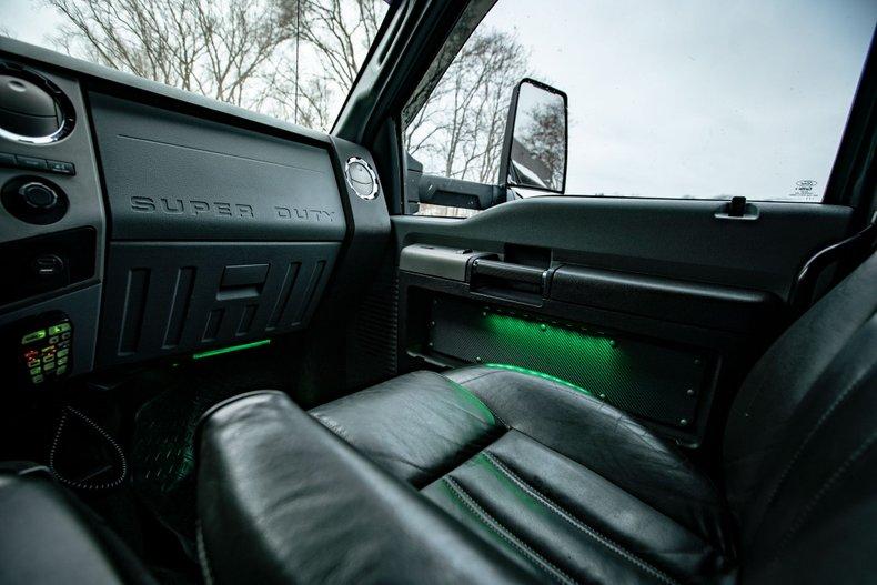 2016 Ford F650 Super Duty 23