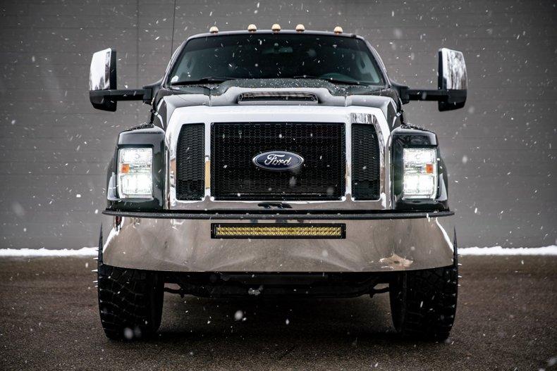 2016 Ford F650 Super Duty 29
