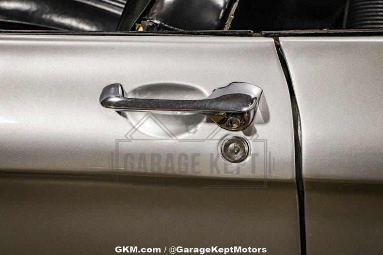 1963 Chevrolet Corvair Monza Convertible 43