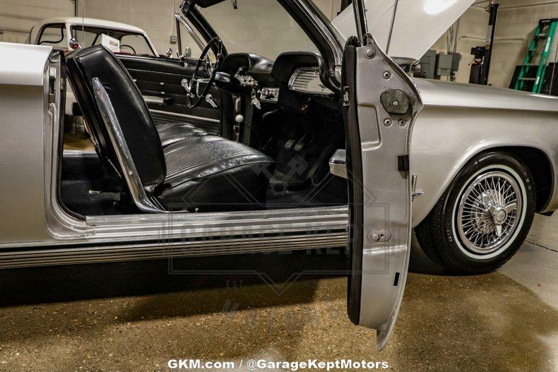 1963 Chevrolet Corvair Monza Convertible 75