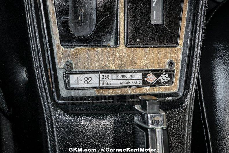1976 Chevrolet Corvette 105