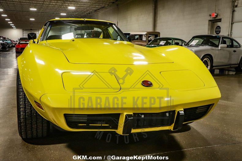 1976 Chevrolet Corvette 22