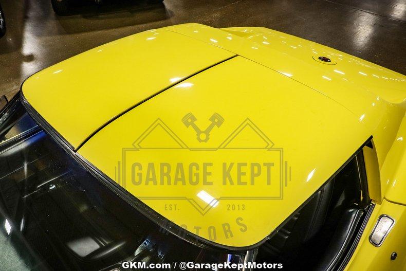 1976 Chevrolet Corvette 30
