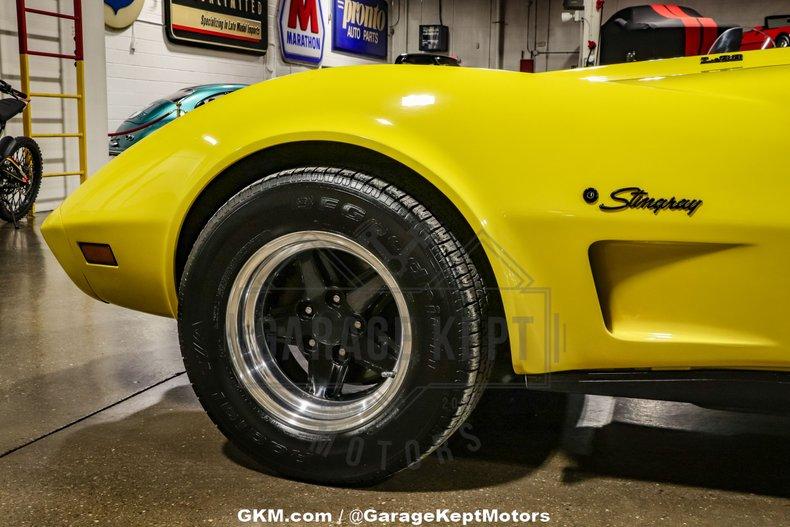 1976 Chevrolet Corvette 35