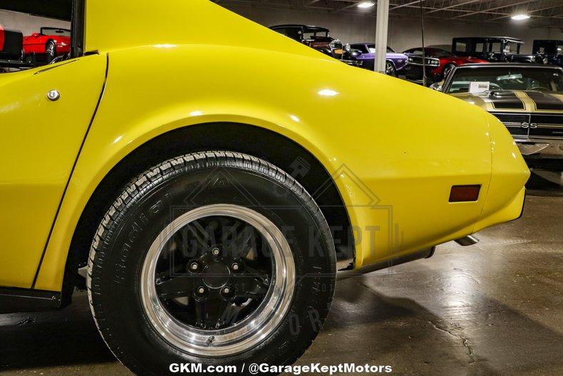 1976 Chevrolet Corvette 38
