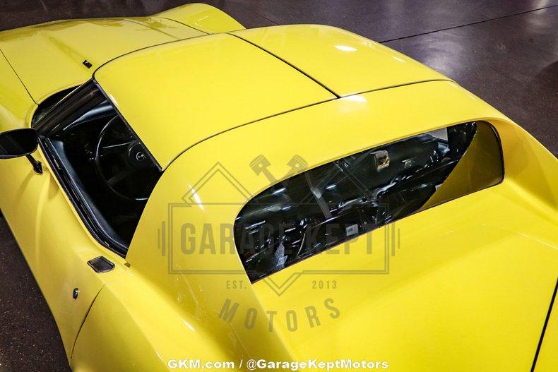 1976 Chevrolet Corvette 41