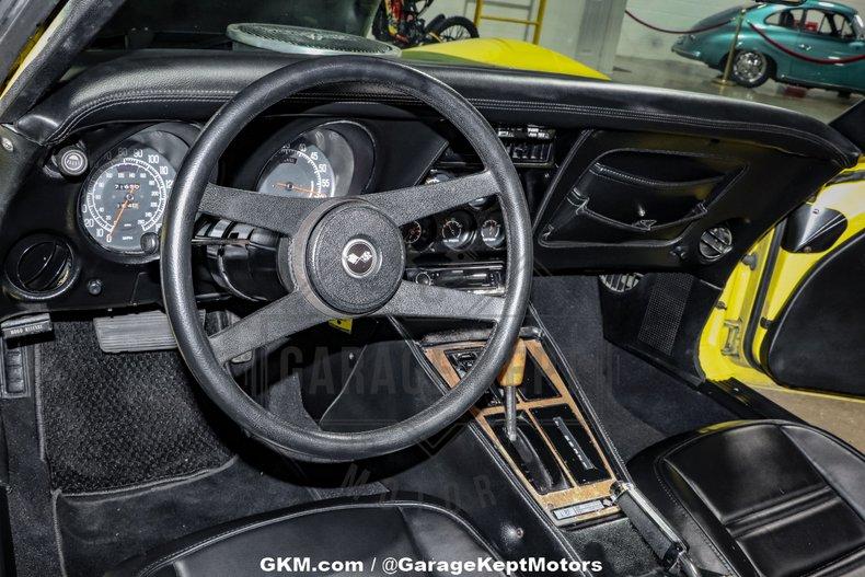 1976 Chevrolet Corvette 4