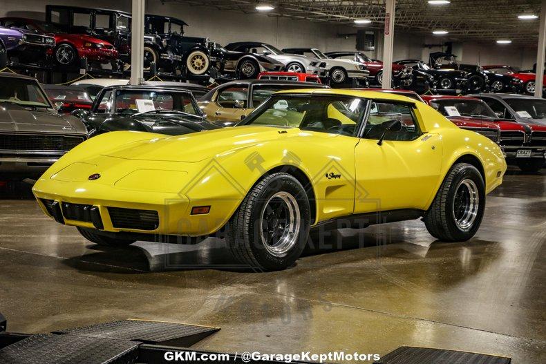 1976 Chevrolet Corvette 8