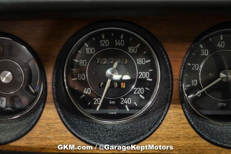 1974 BMW 3.0CSi 128
