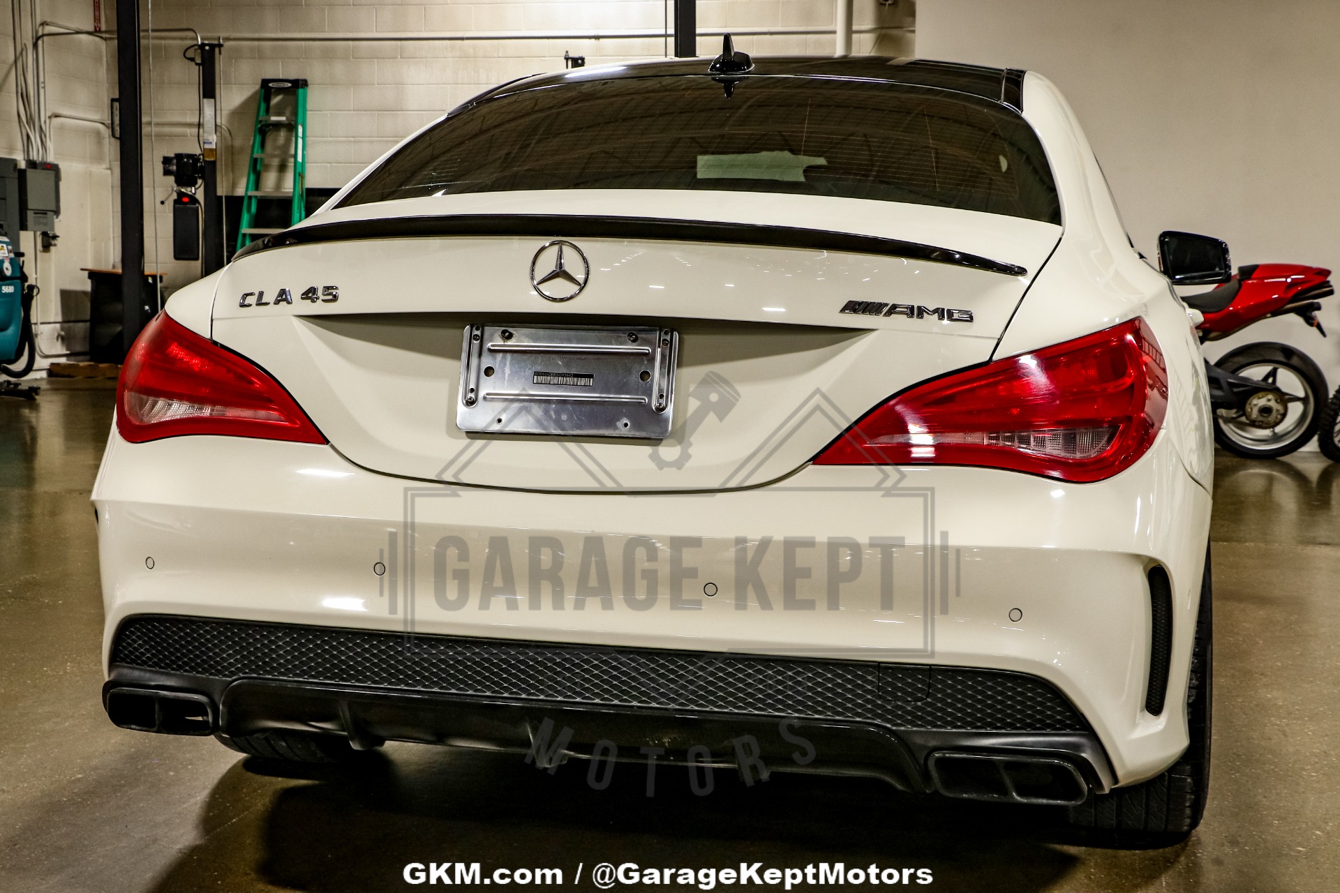 2014 Mercedes-Benz CLA 45 AMG 42