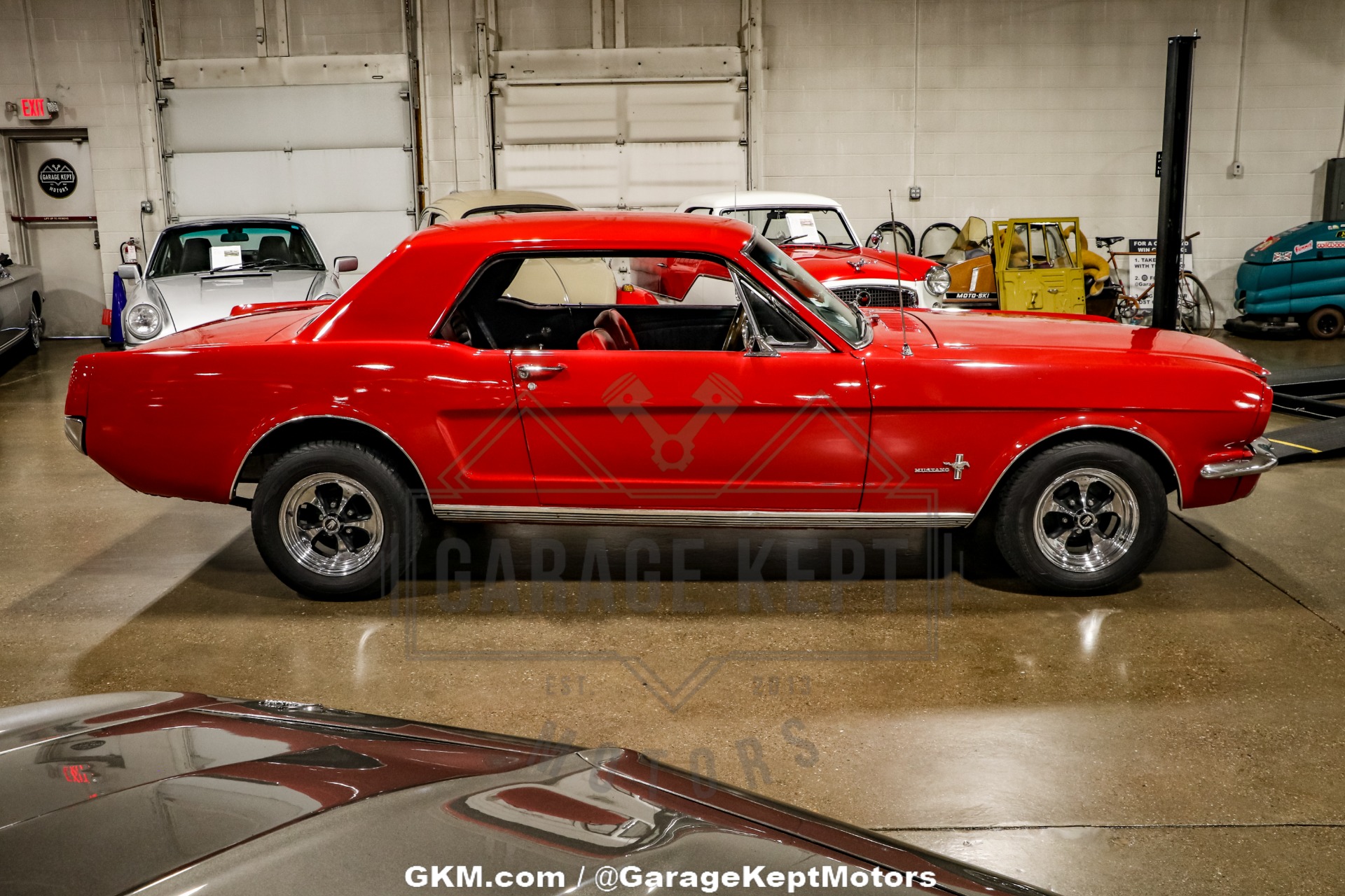 1965 Ford Mustang 10