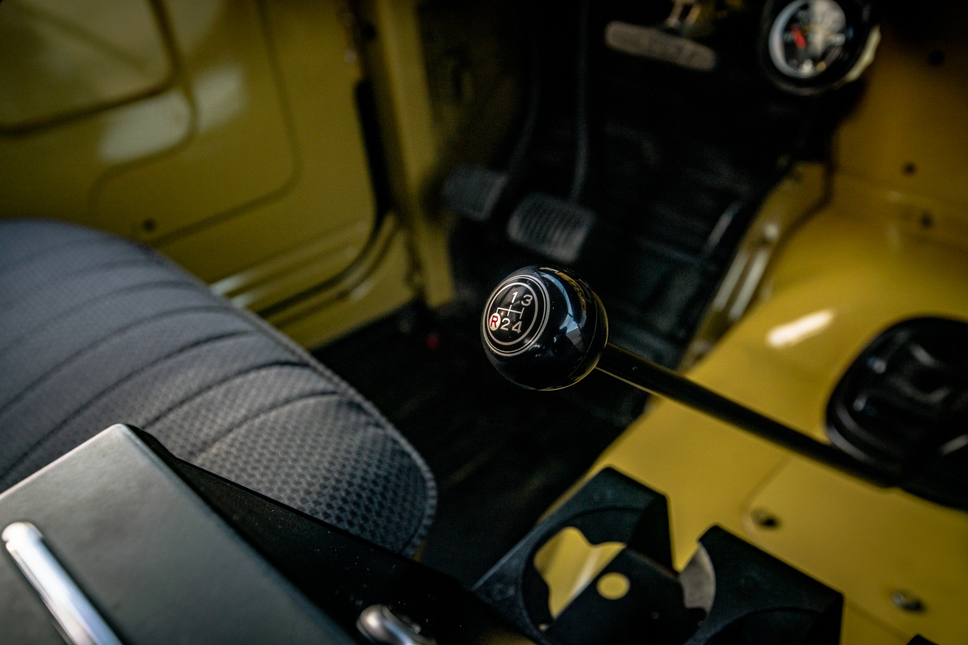 1974 Toyota Land Cruiser FJ40 13