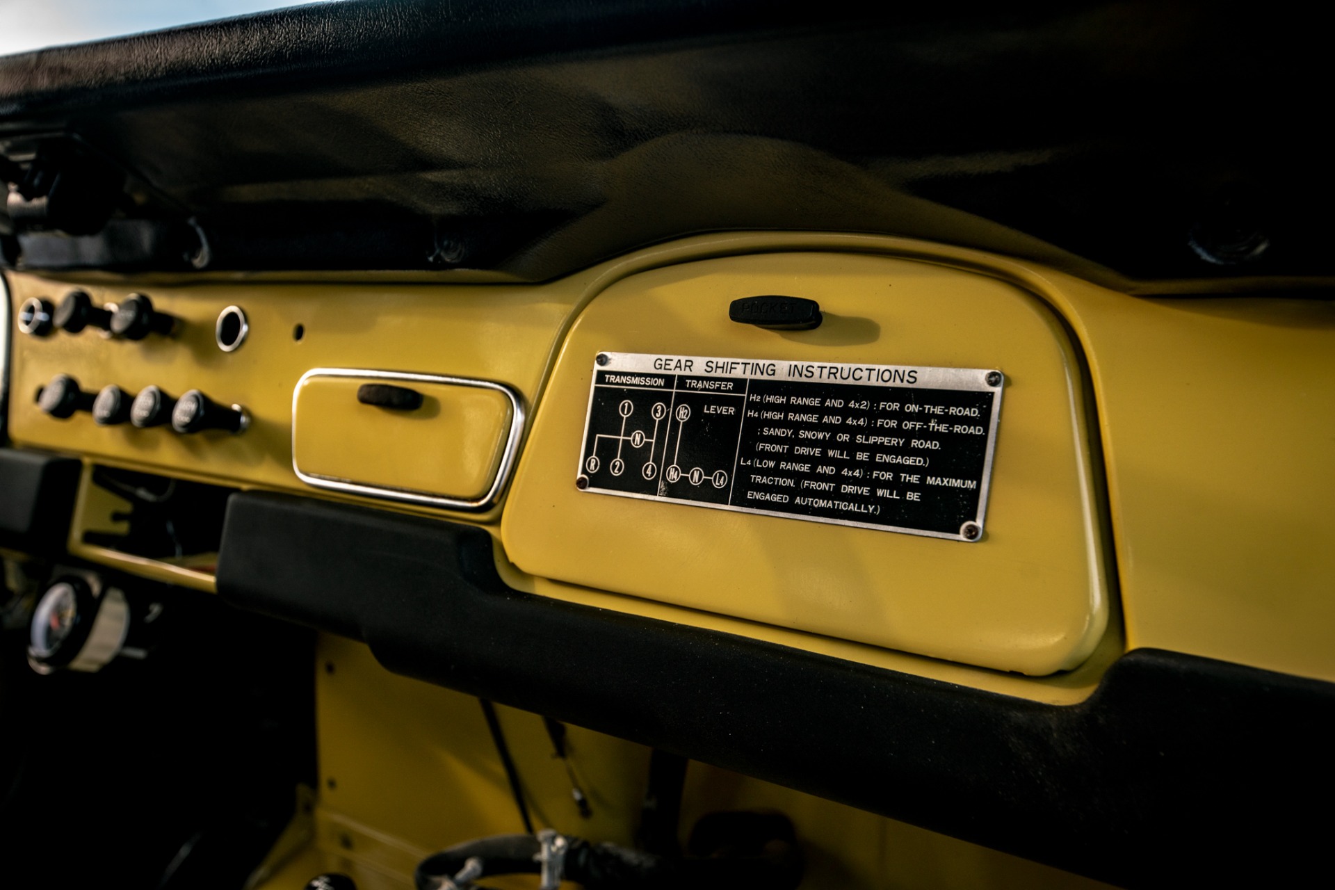 1974 Toyota Land Cruiser FJ40 15