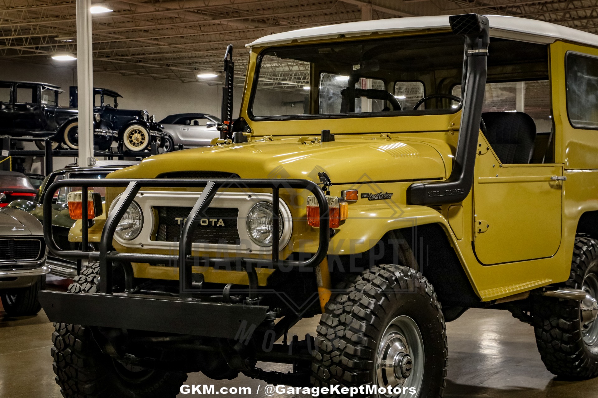 1974 Toyota Land Cruiser FJ40 37