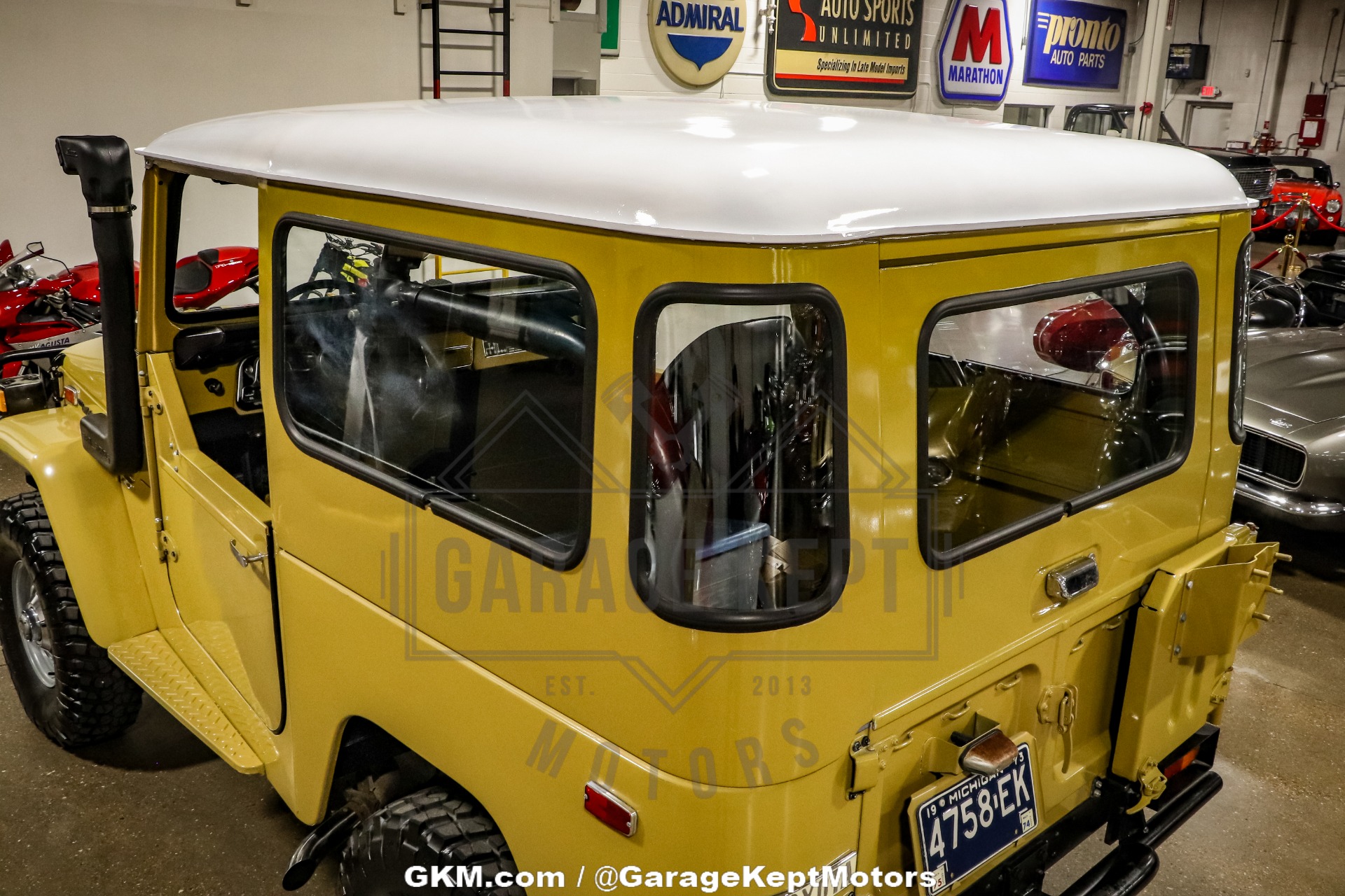 1974 Toyota Land Cruiser FJ40 54