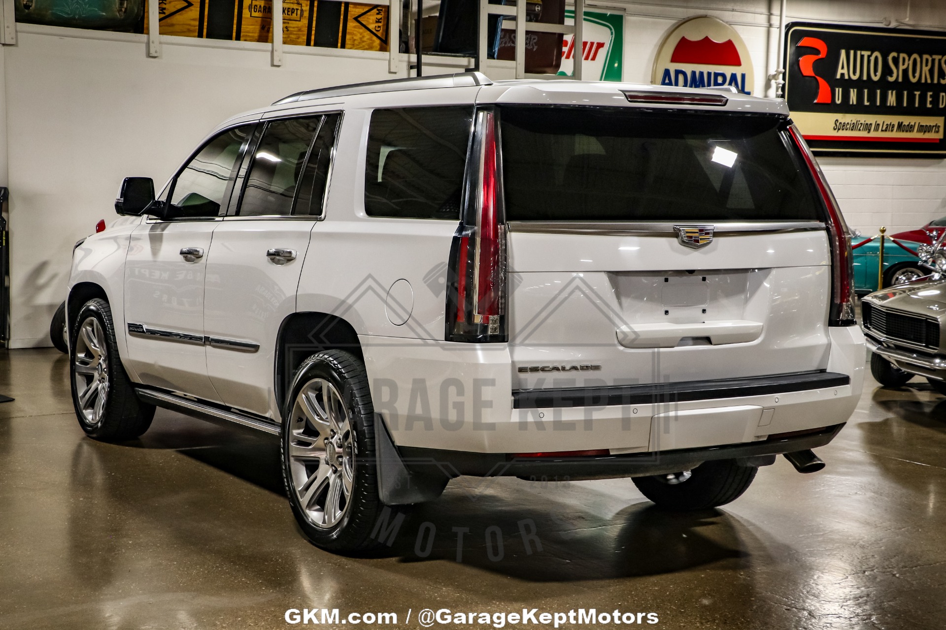 2016 Cadillac Escalade 12
