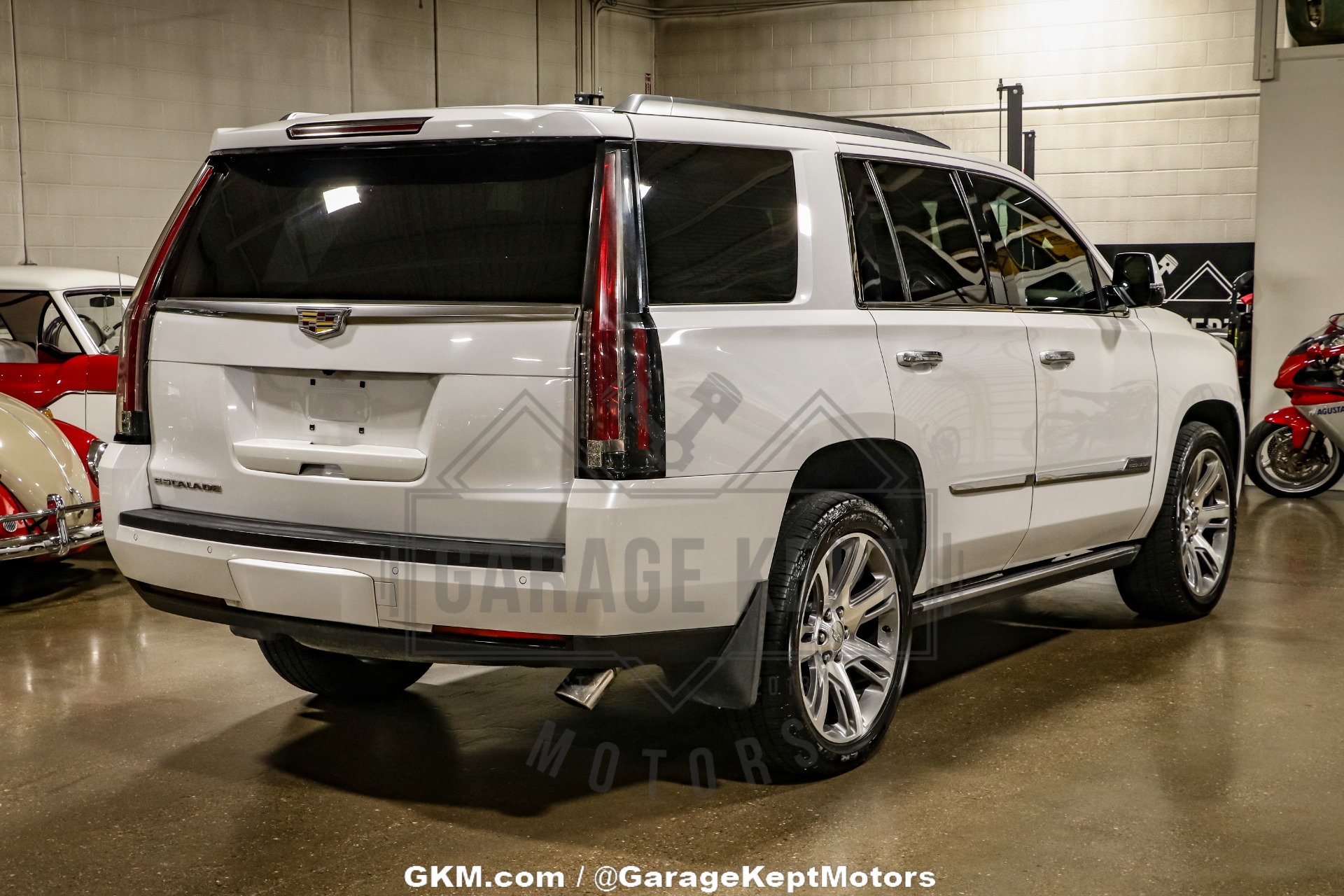 2016 Cadillac Escalade 13