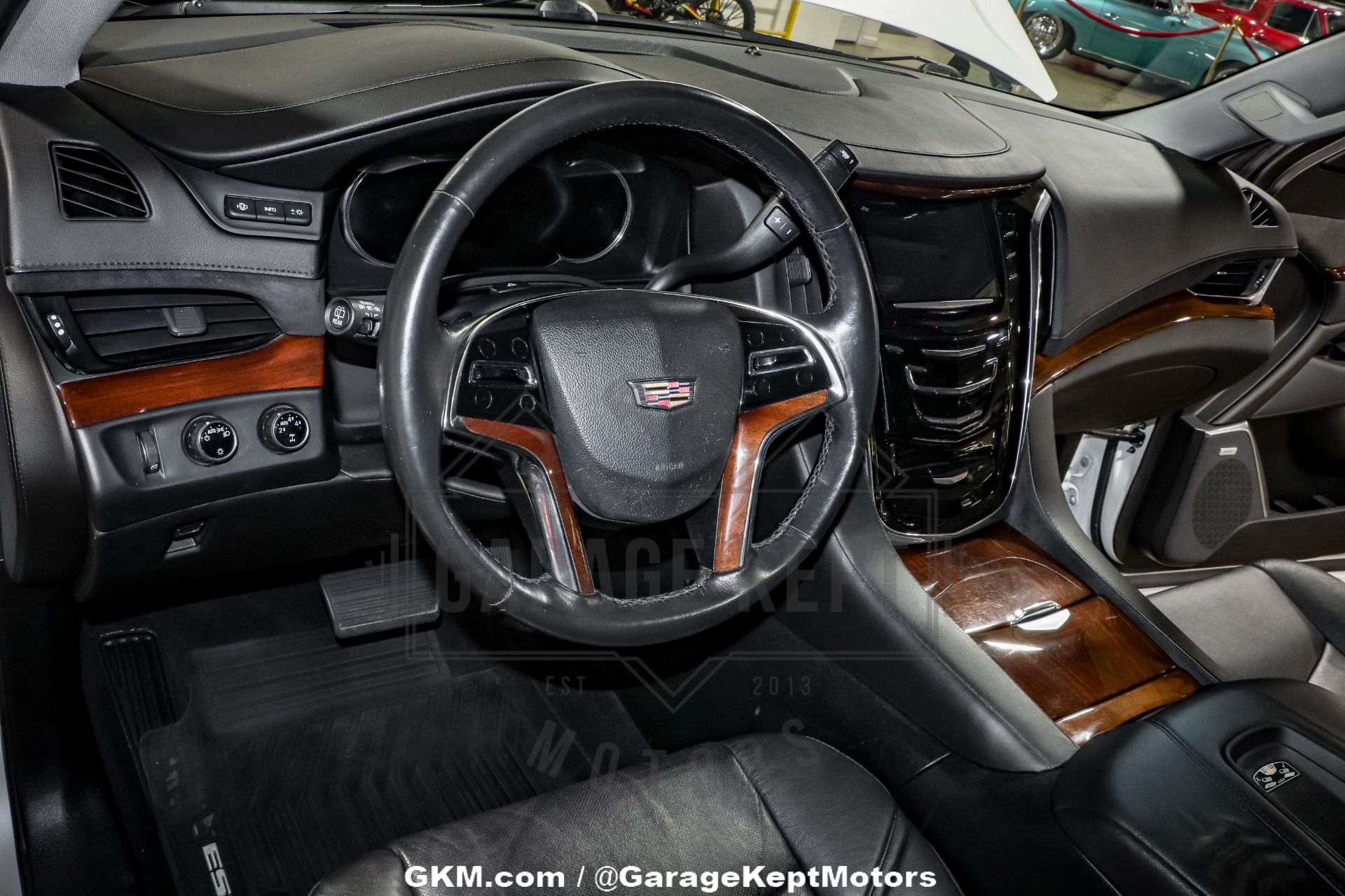 2016 Cadillac Escalade 4