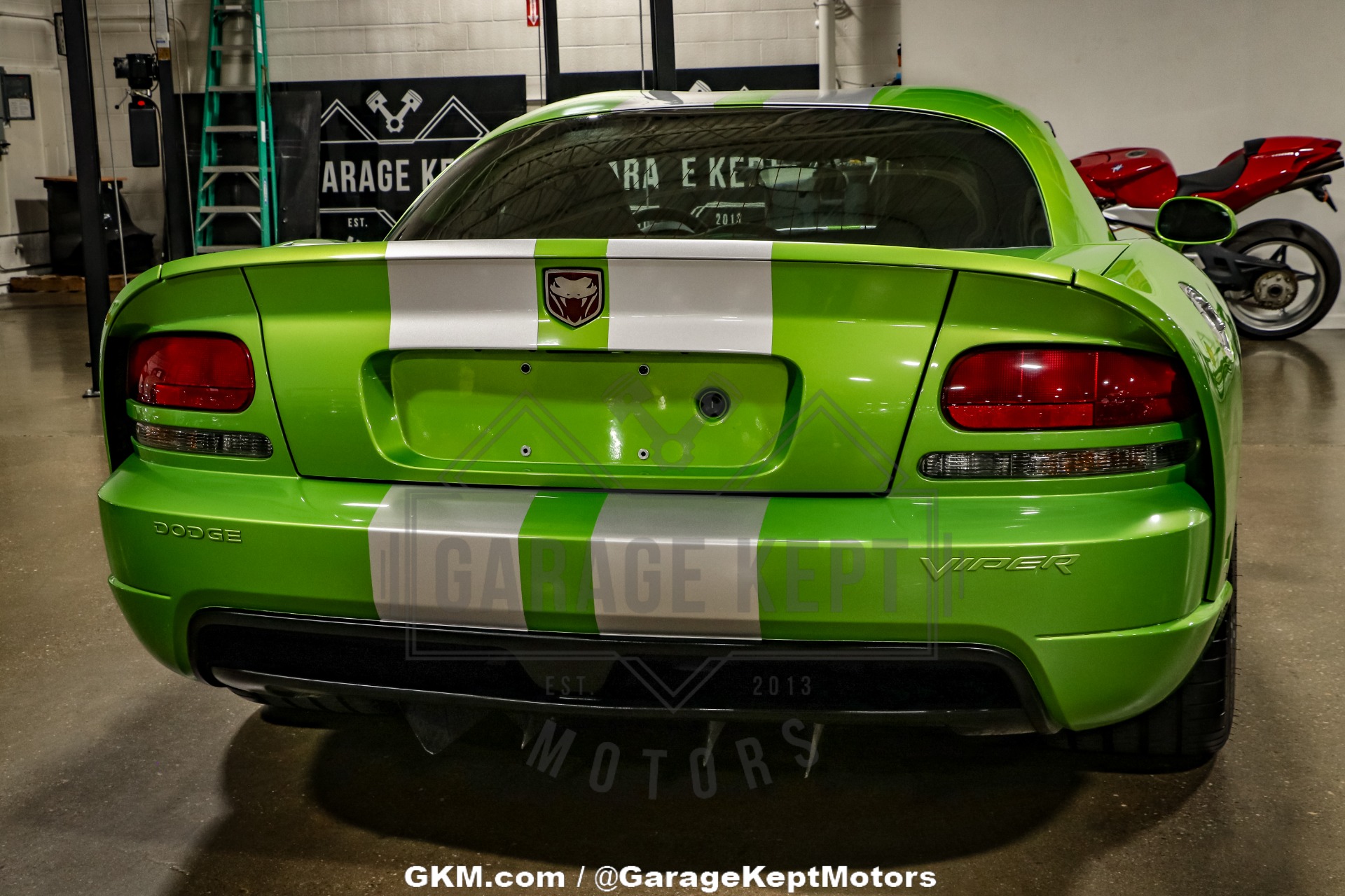 2008 Dodge Viper 42