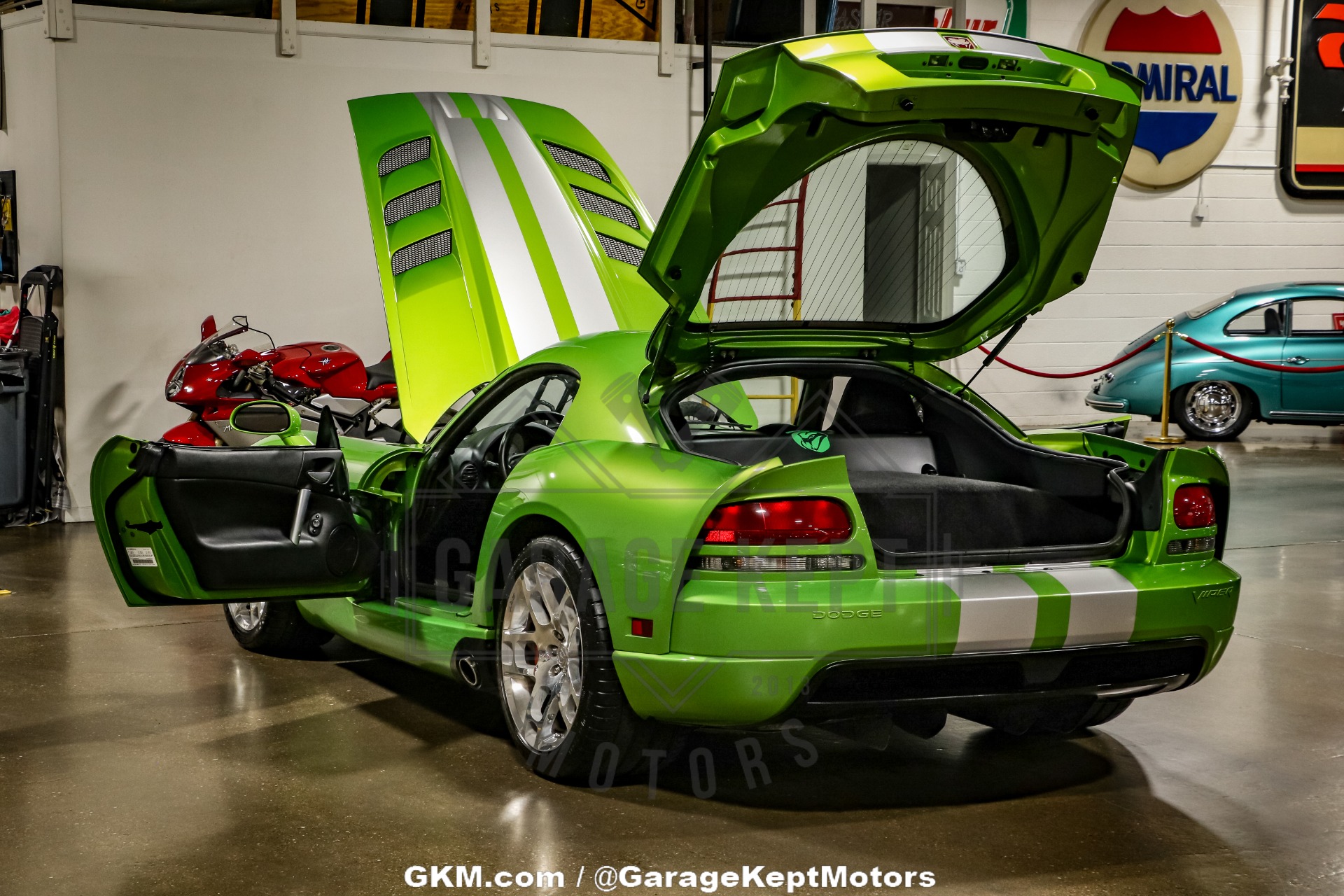 2008 Dodge Viper 61