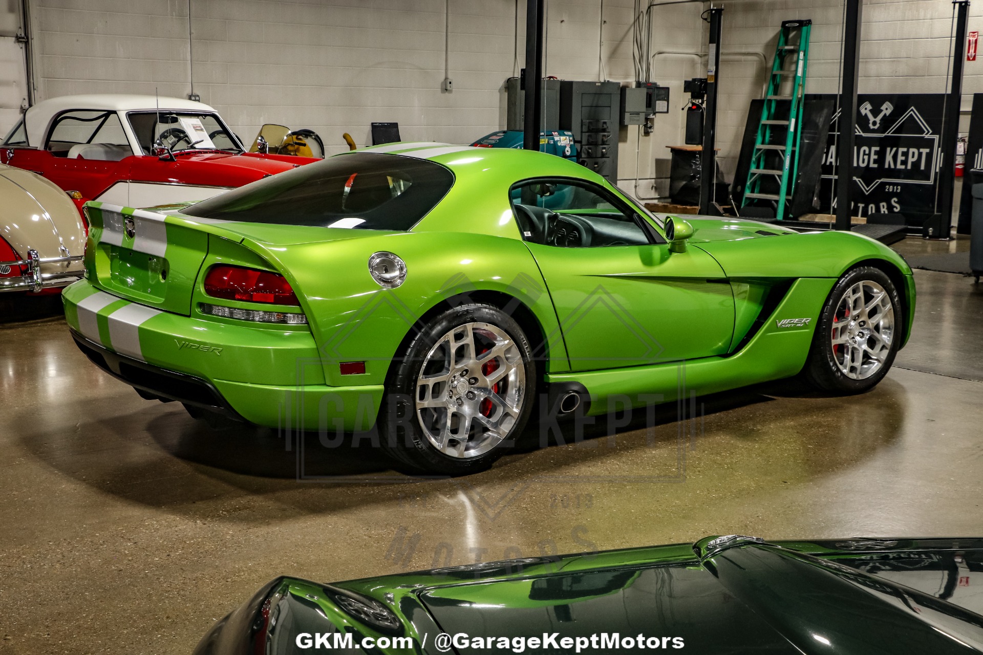 2008 Dodge Viper 9