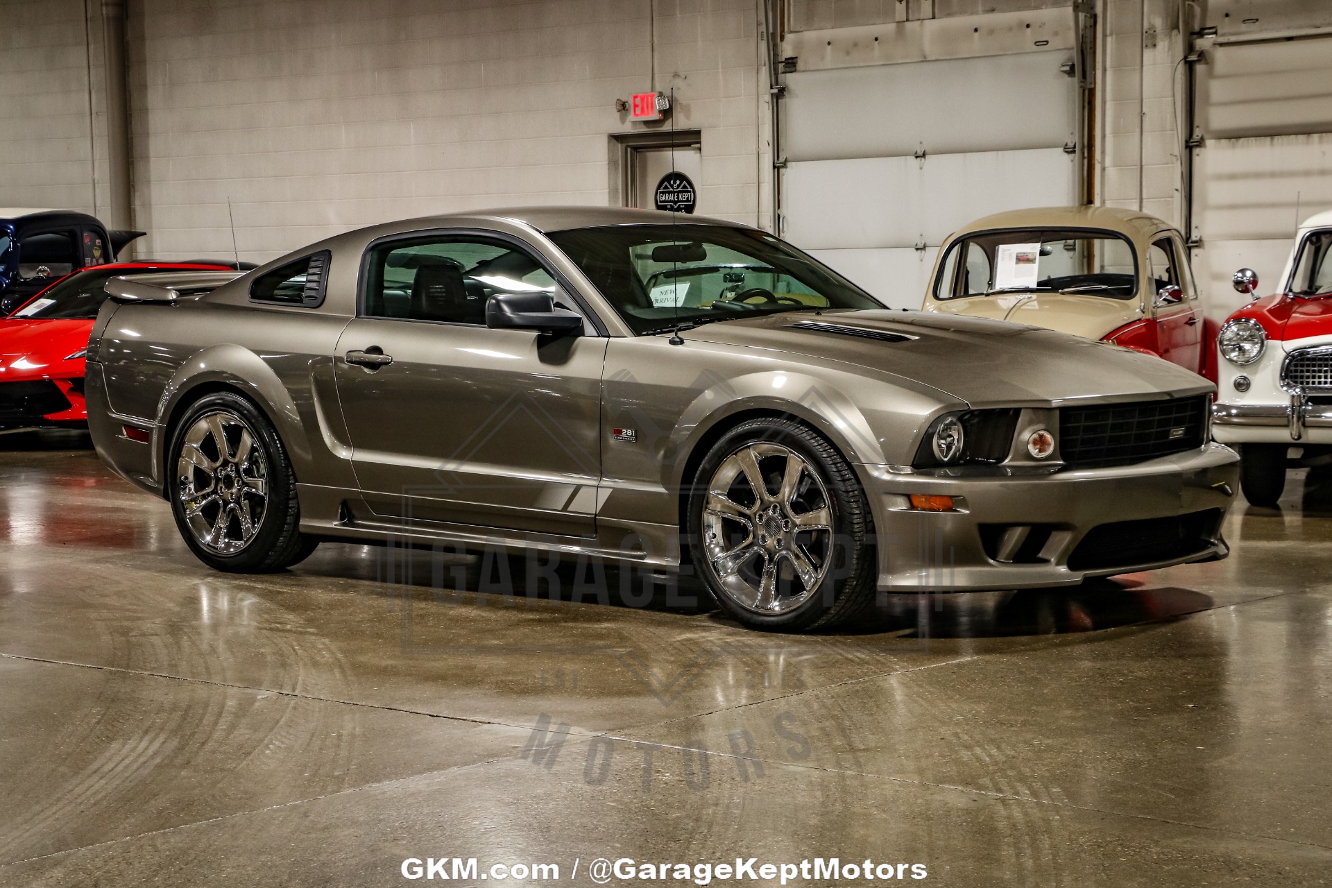 2005 Ford Mustang 1