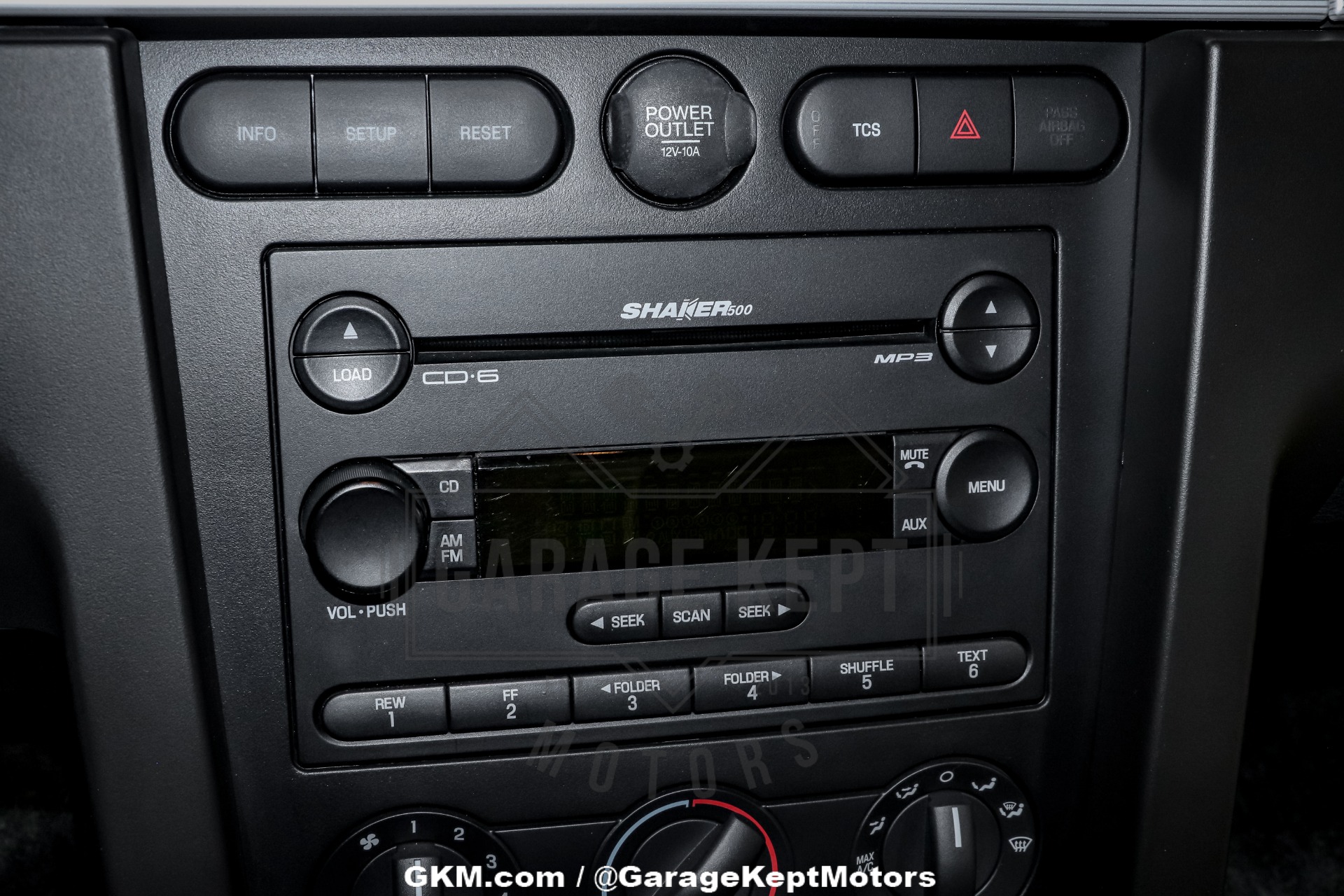 2005 Ford Mustang 112