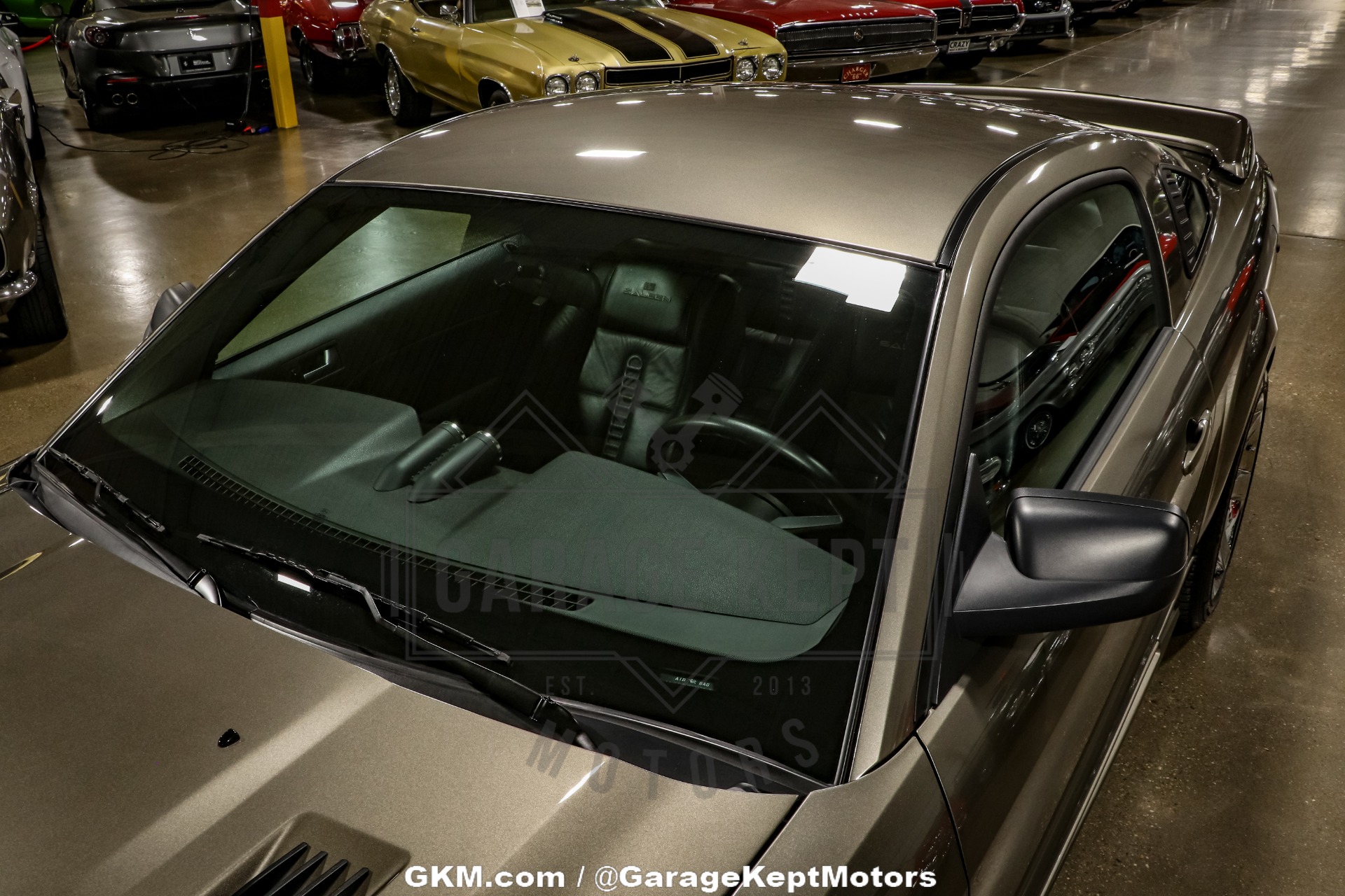 2005 Ford Mustang 29