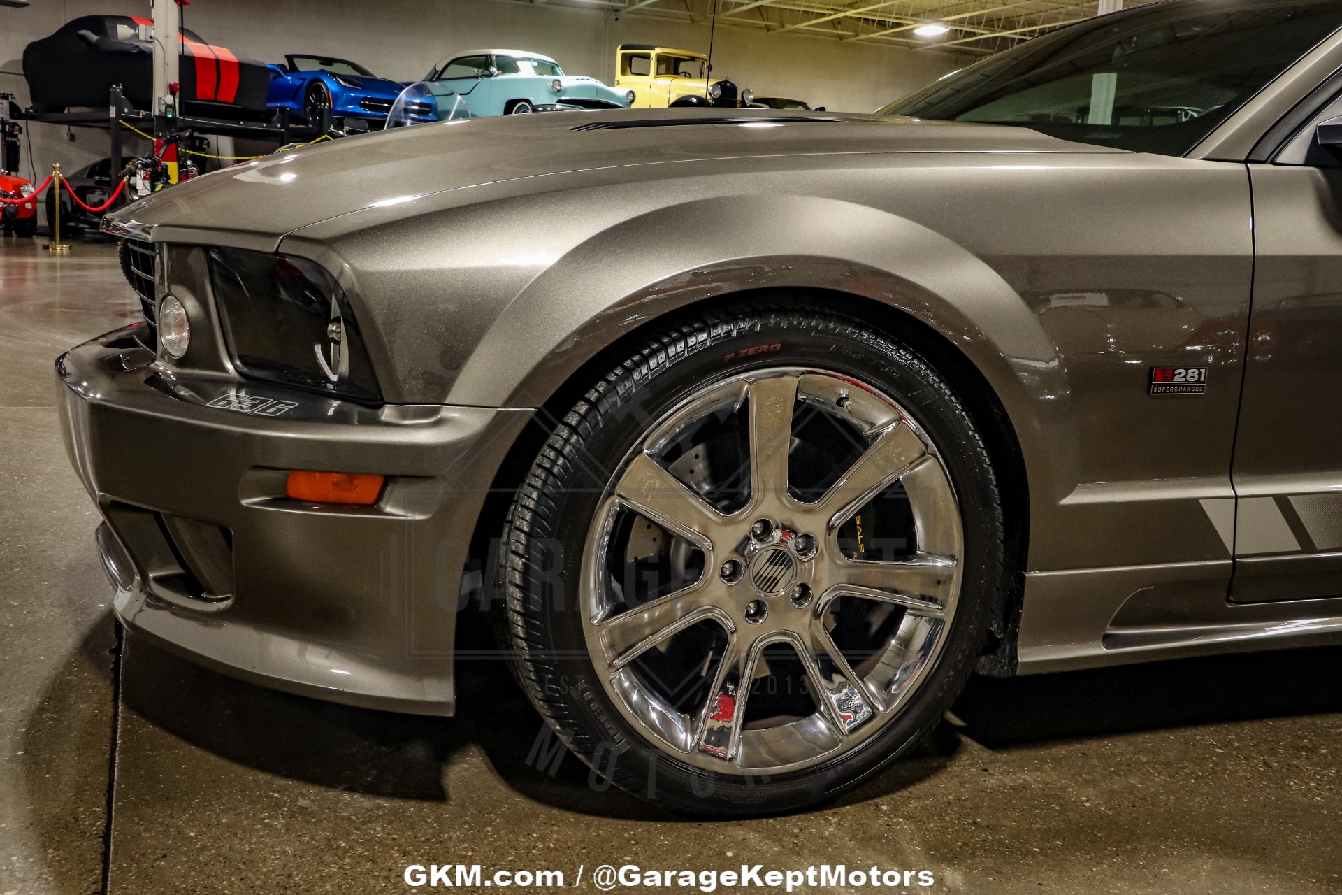 2005 Ford Mustang 38