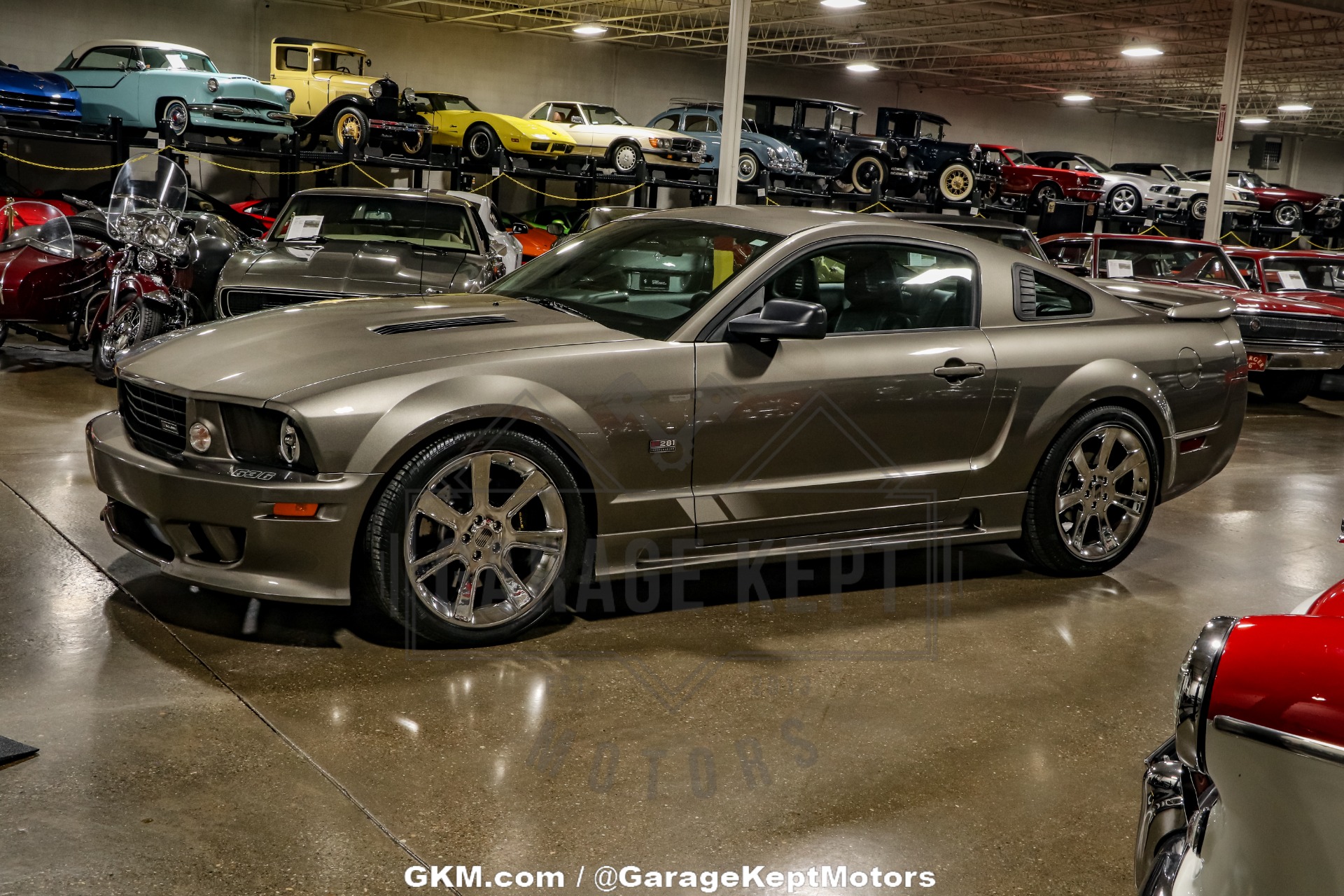 2005 Ford Mustang 9