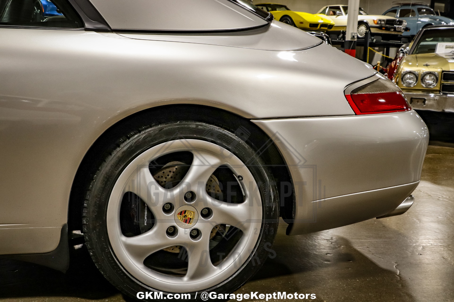 2001 Porsche 911 35