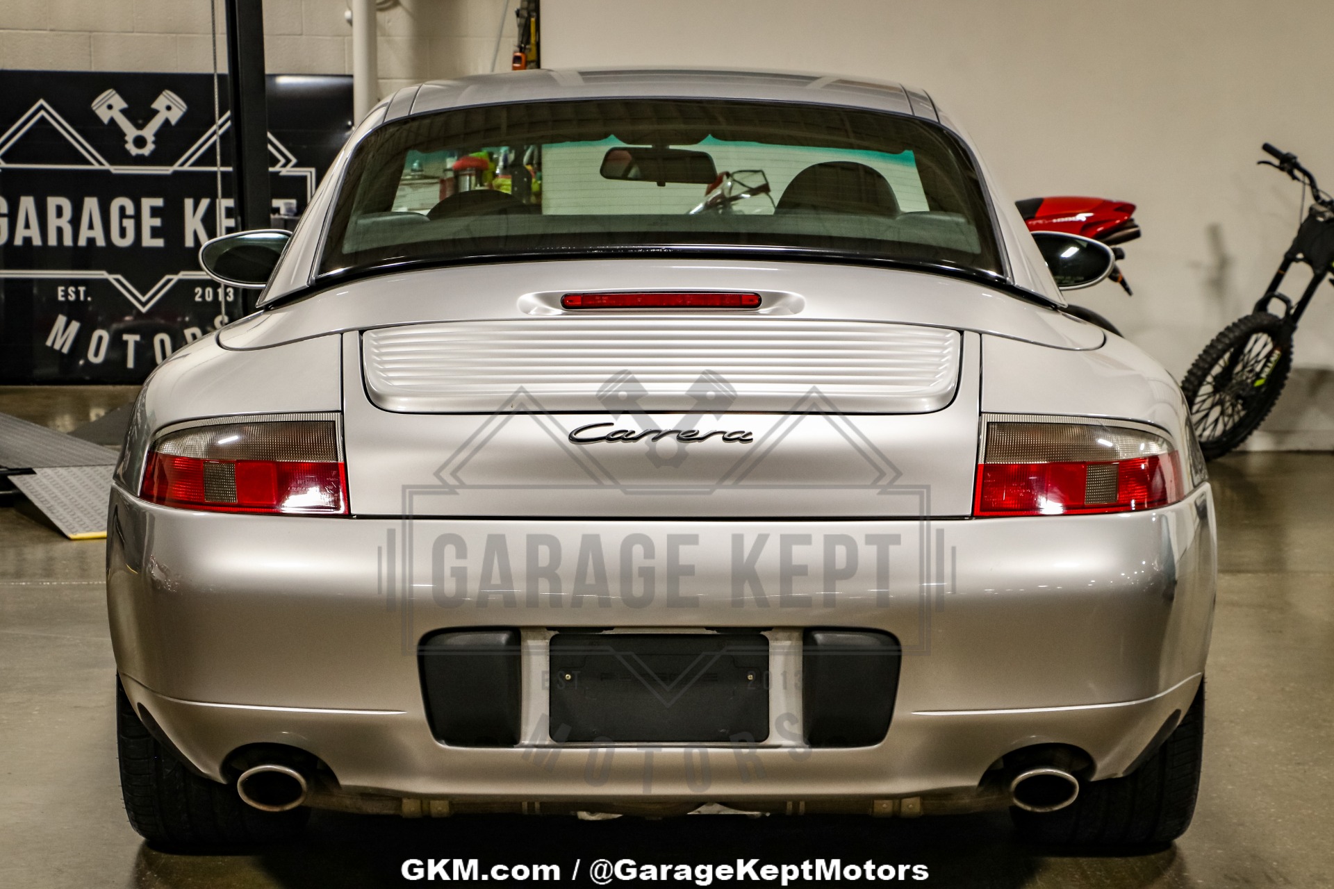 2001 Porsche 911 43