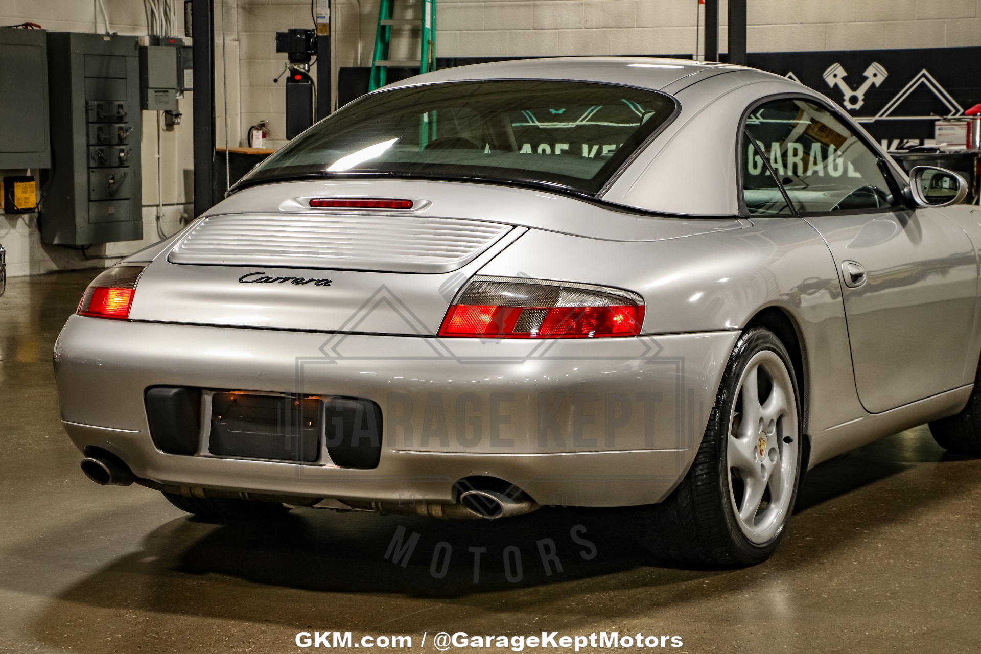 2001 Porsche 911 45