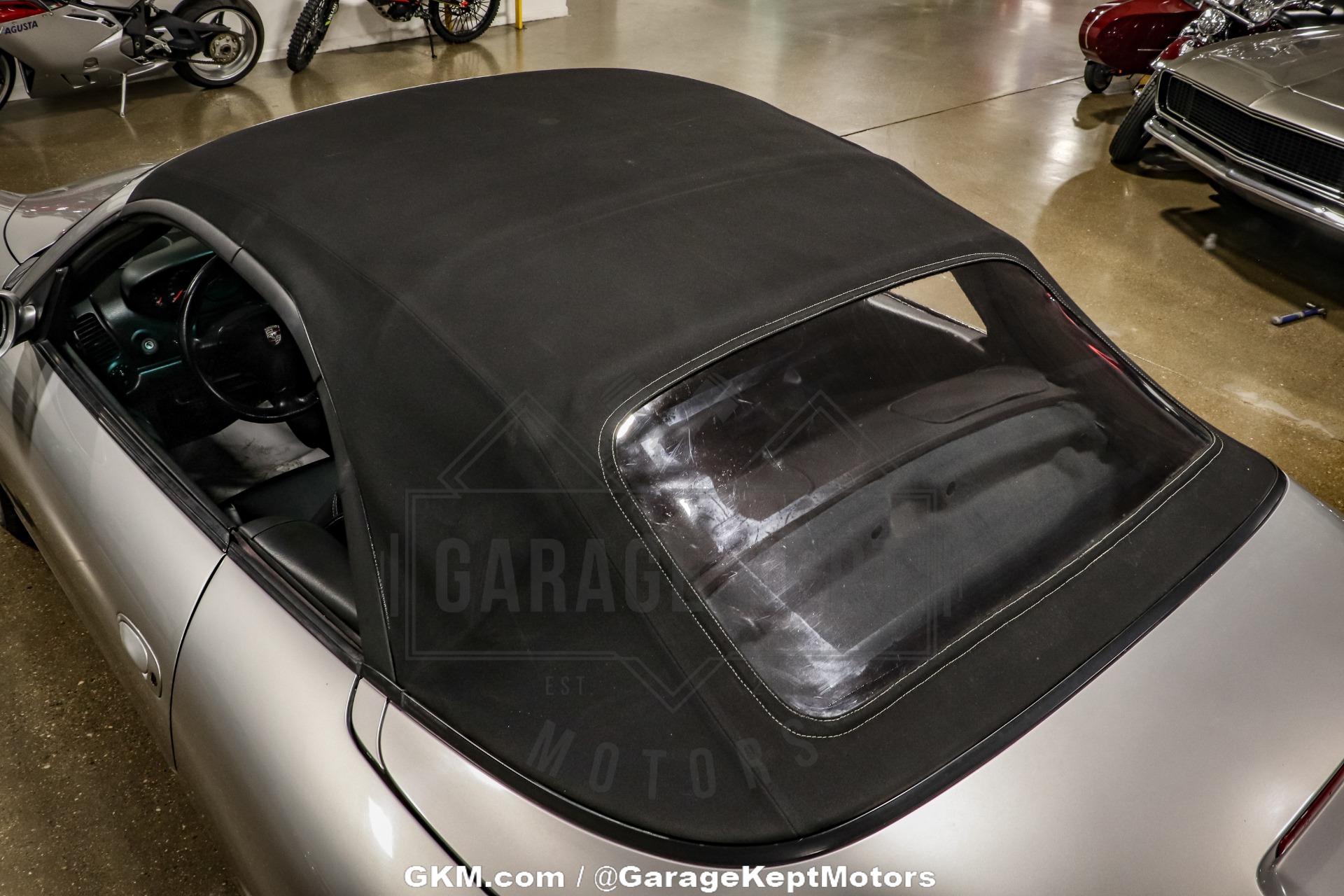 2001 Porsche 911 69