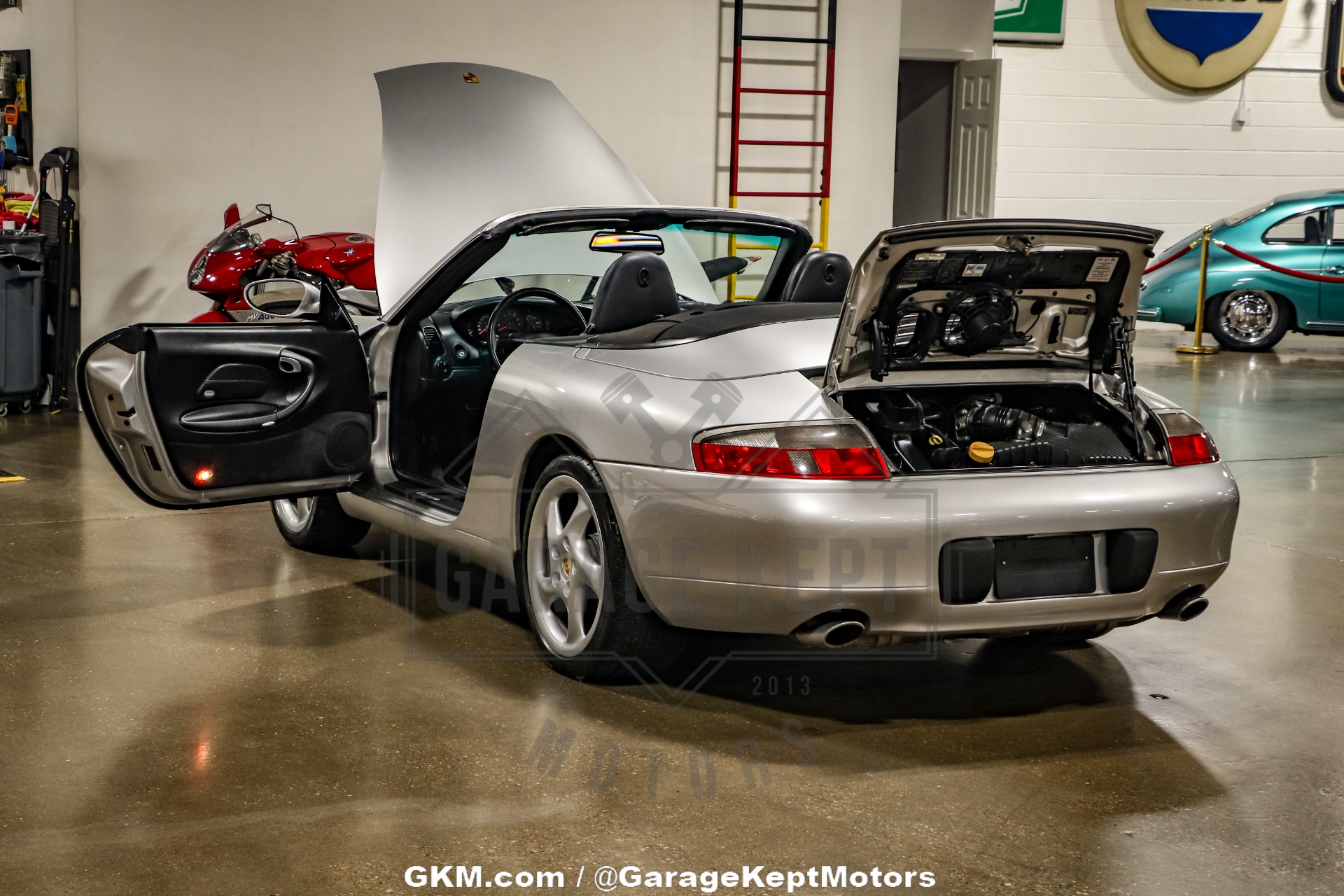 2001 Porsche 911 83