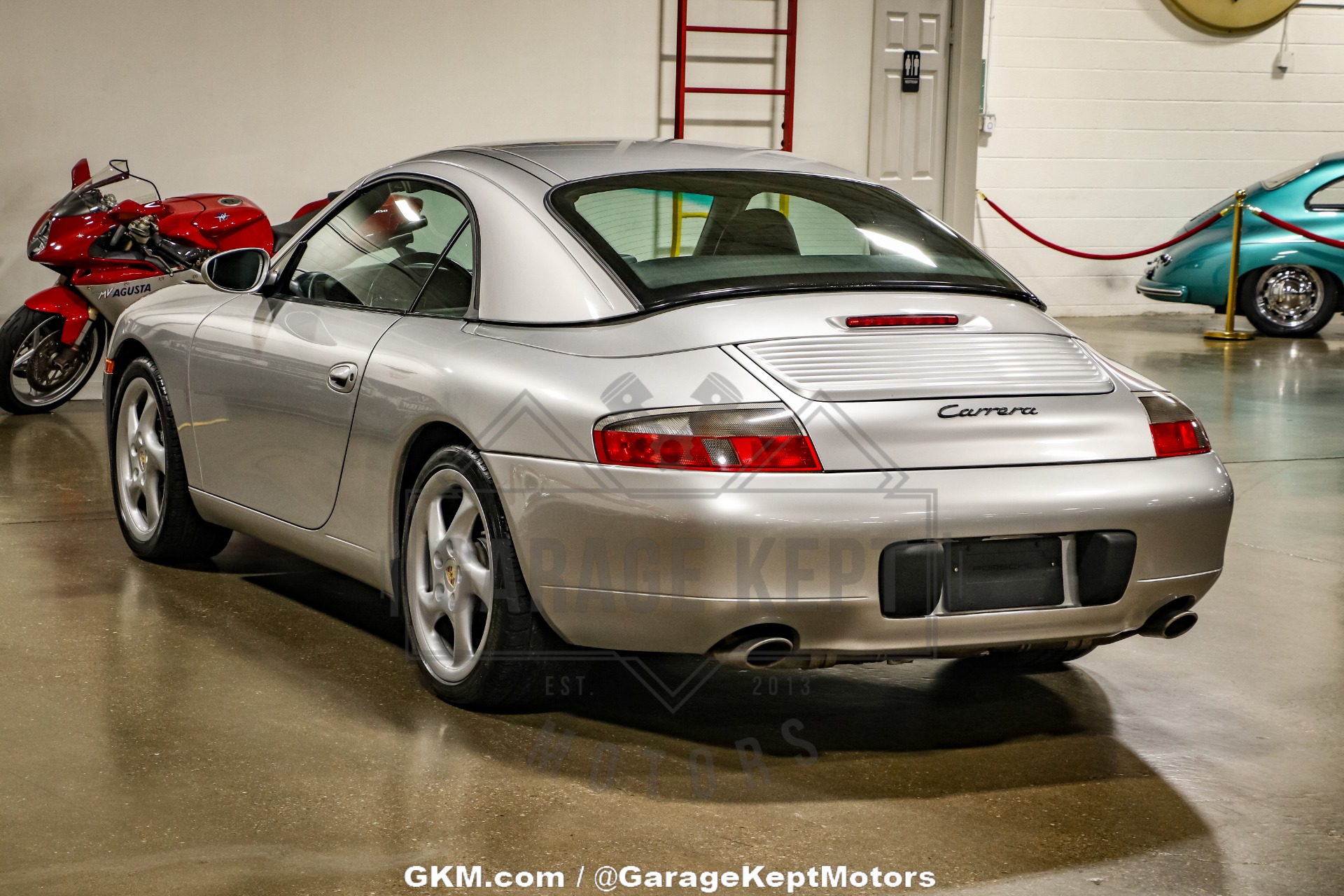 2001 Porsche 911 8