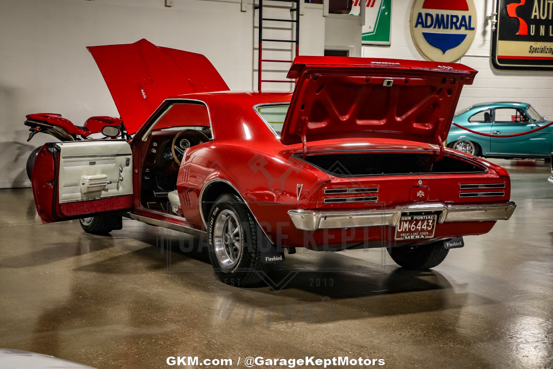 1968 Pontiac Firebird 3