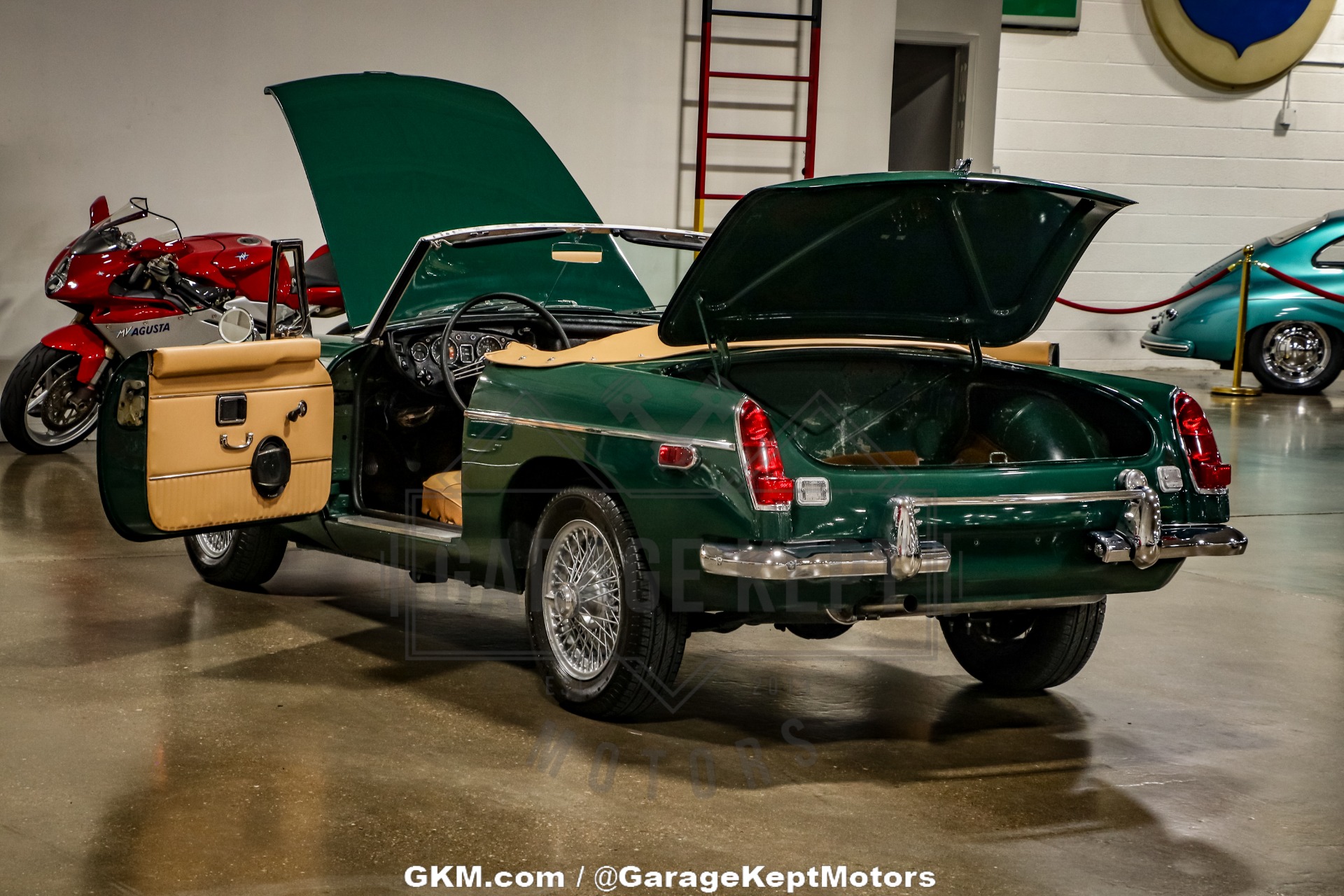 1970 MG MGB 3