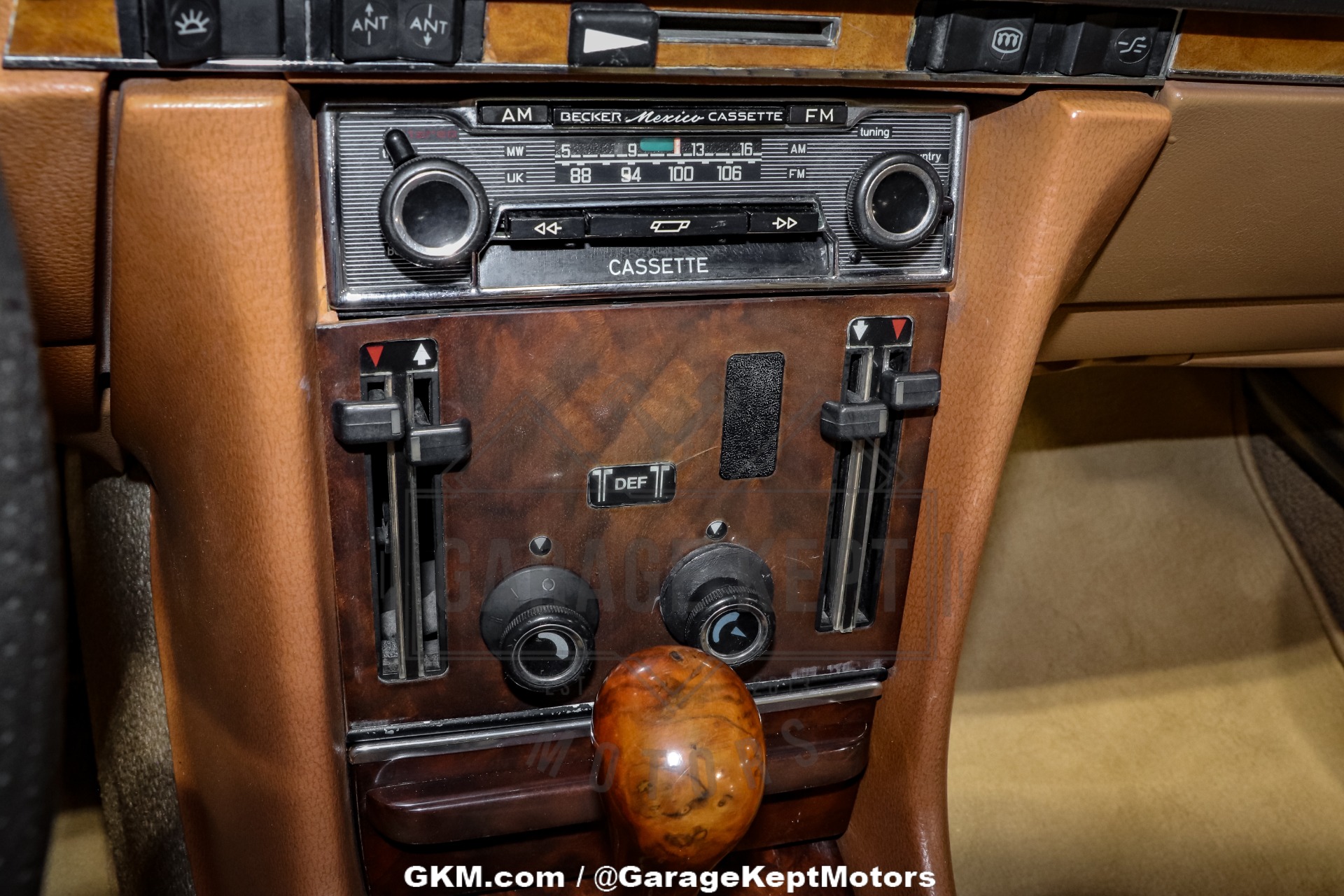 1976 Mercedes 450 SLC 111