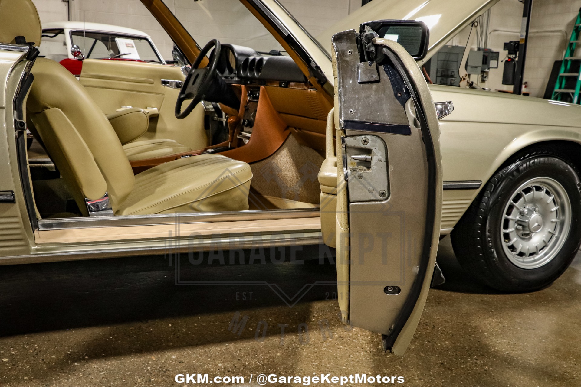 1976 Mercedes 450 SLC 66