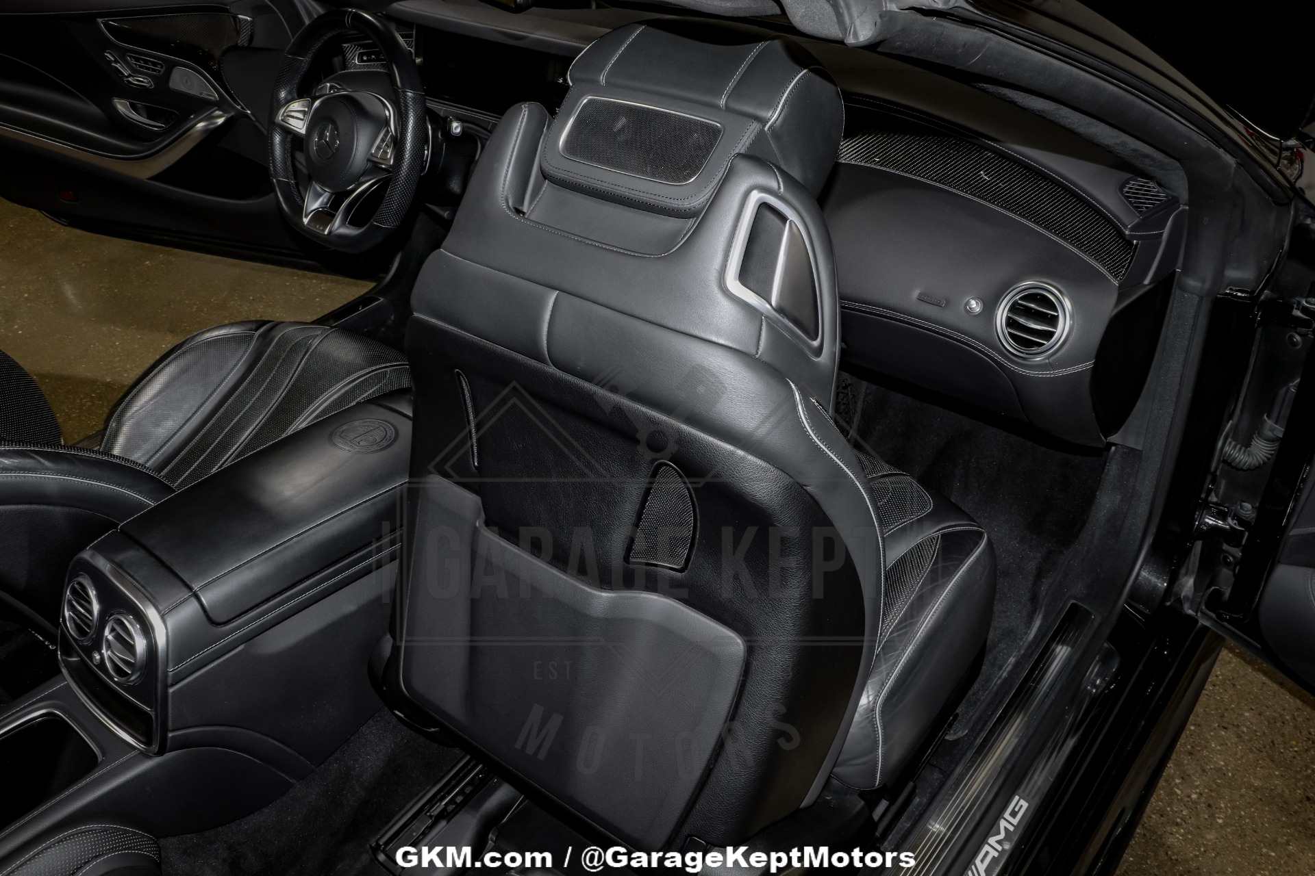 2017 Mercedes-Benz AMG S63 105