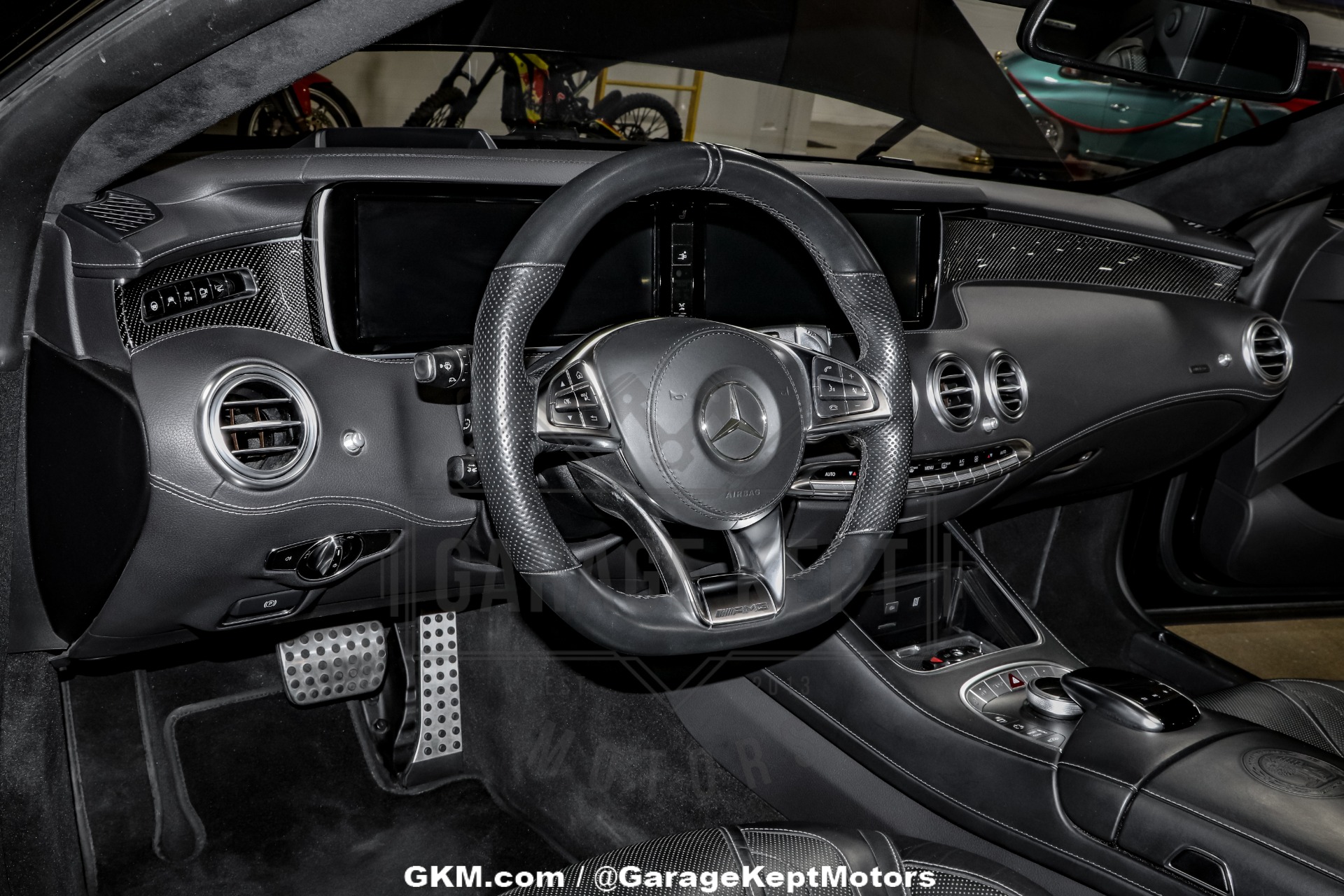 2017 Mercedes-Benz AMG S63 140