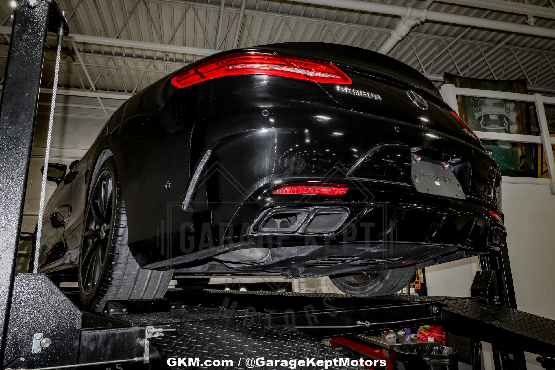 2017 Mercedes-Benz AMG S63 198