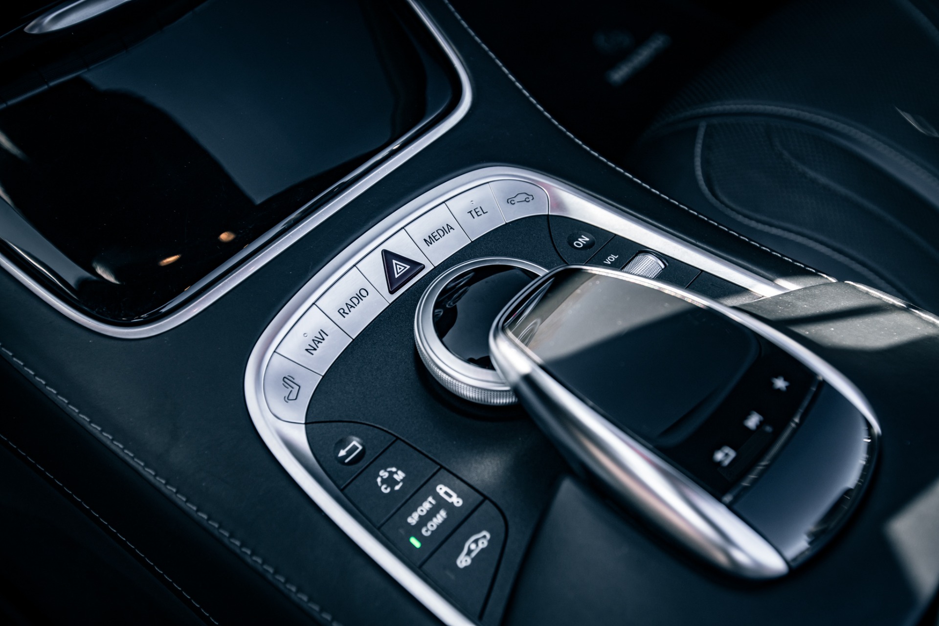 2017 Mercedes-Benz AMG S63 19