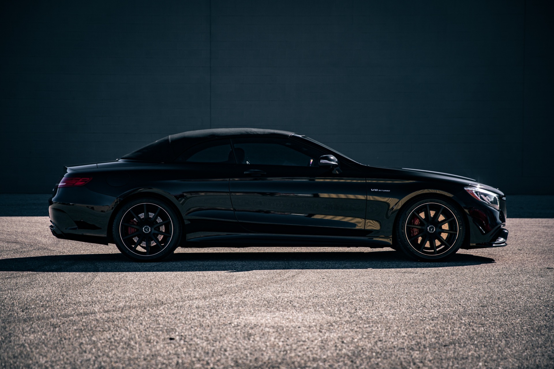 2017 Mercedes-Benz AMG S63 24