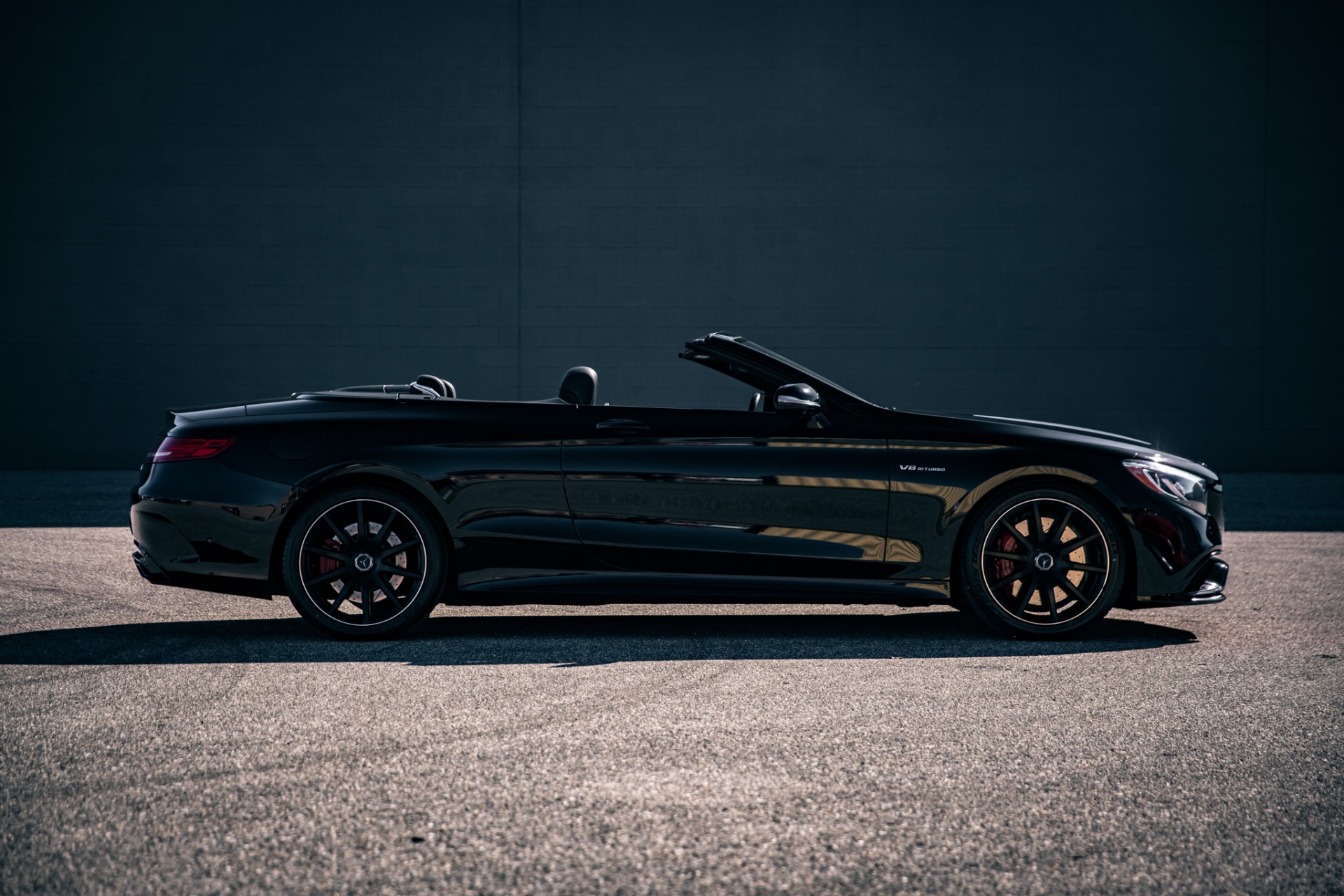2017 Mercedes-Benz AMG S63 25